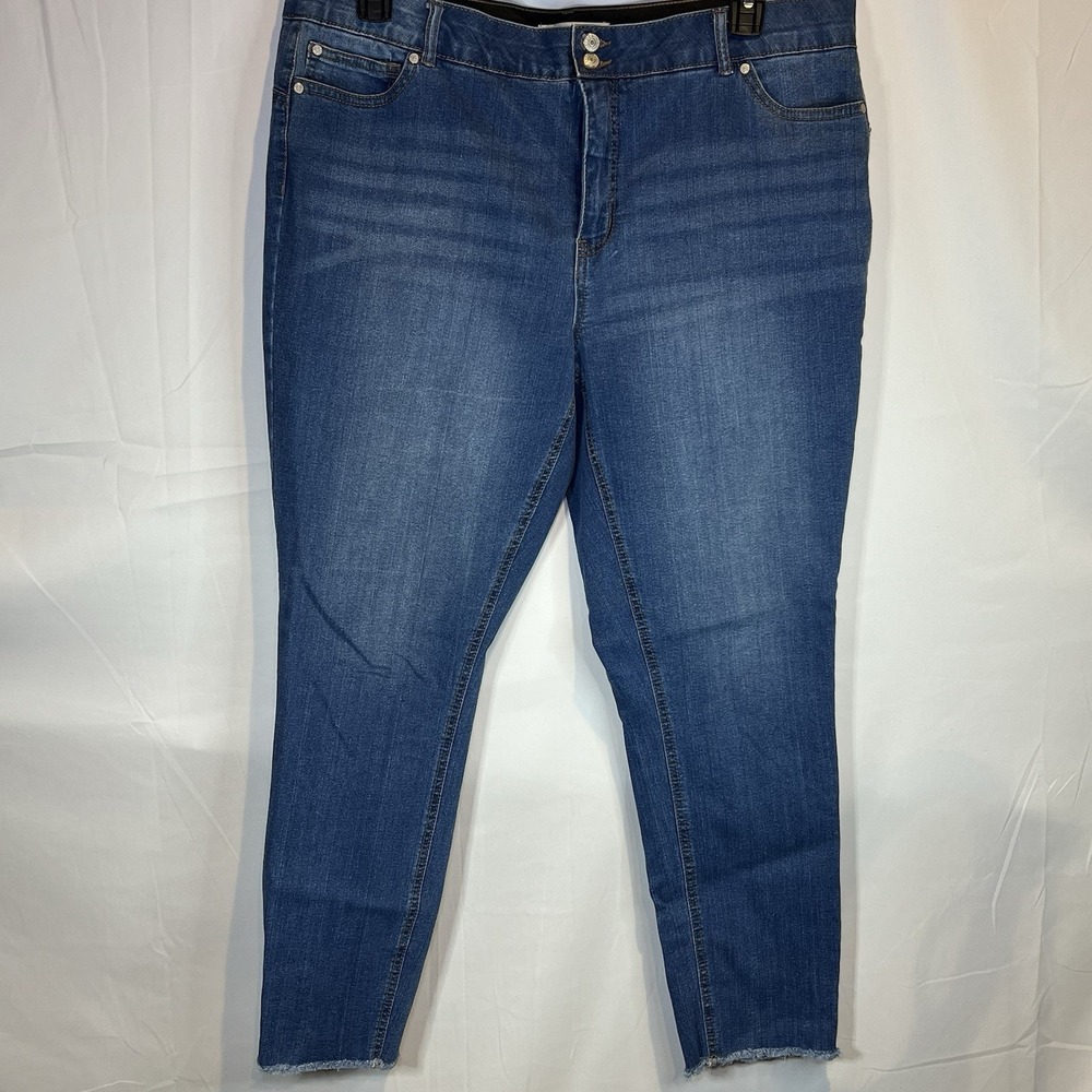 Women's Cato Fashion The‎ Curvy Skinny Cropped Blue Jeans Size 16W